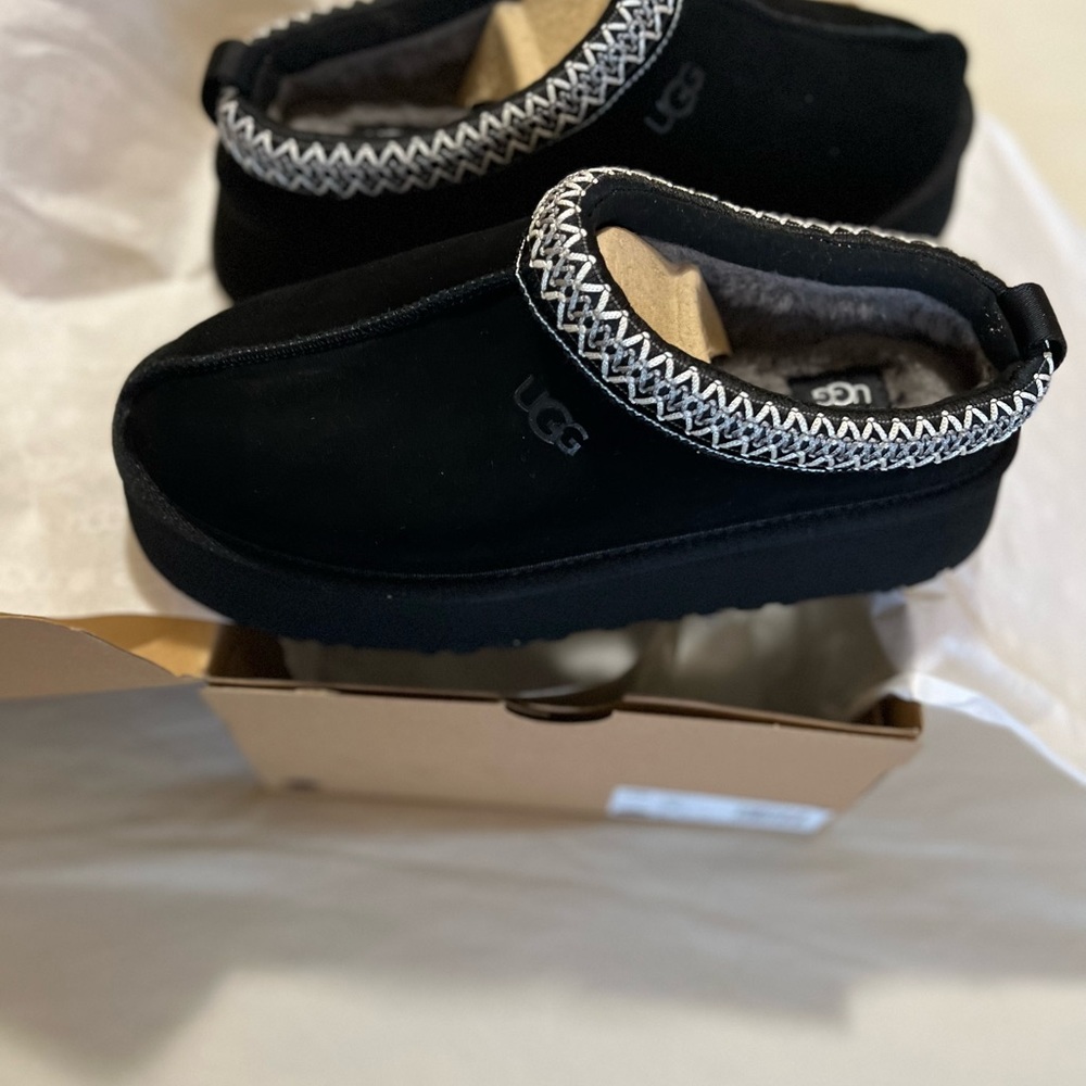 Women’s Ugg Tazz platform